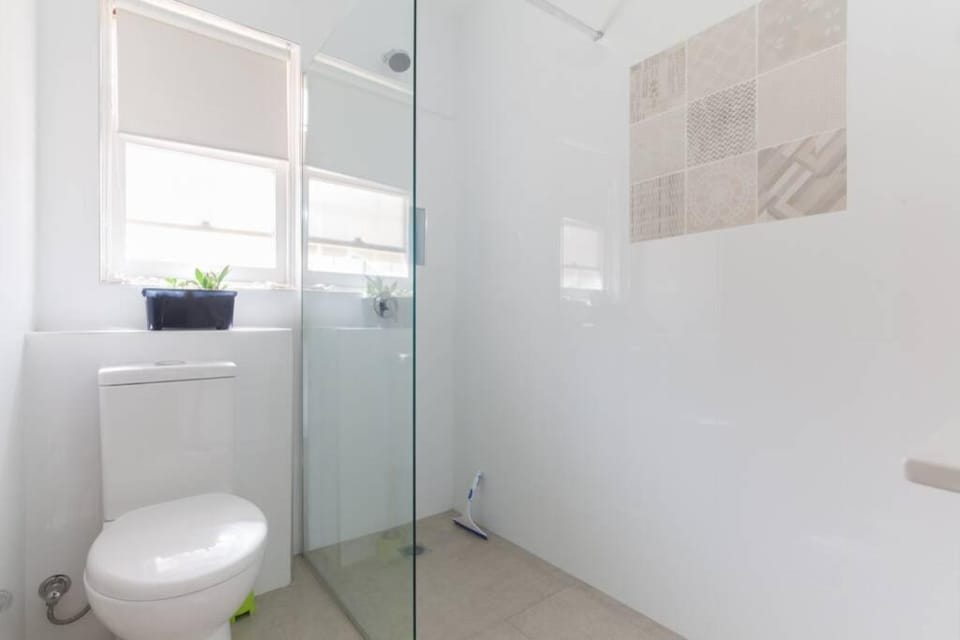 B5 Crawley Apartment 1 BRM & Sleepout near UWA Apartment in Nedlands