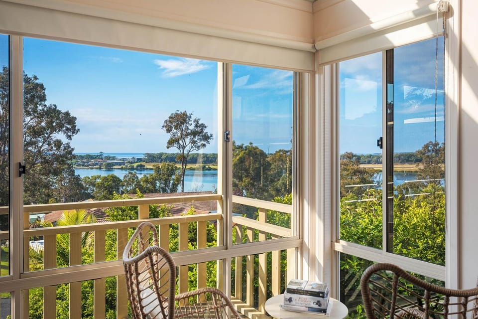 View (from property/room), View (from property/room), Lake view, Lake view, Sea view, Sea view