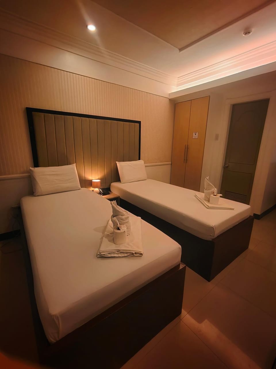 Toilet, Bed, Bedroom, bidet, towels, wardrobe
