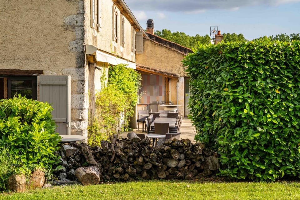 Logis Hôtel La Ferme de Flaran Hotel in Occitanie