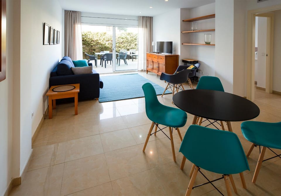 Balcony/Terrace, Living room, Dining area