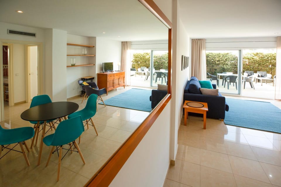 Balcony/Terrace, Living room, Dining area