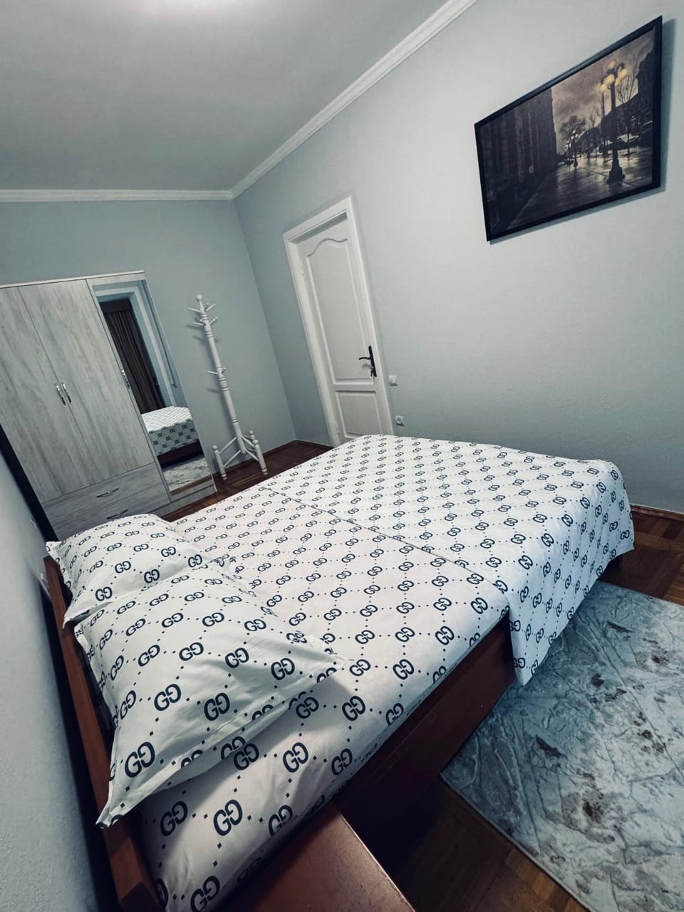 Classic Family Apart In The Center With 4 Rooms Apartment in Europe