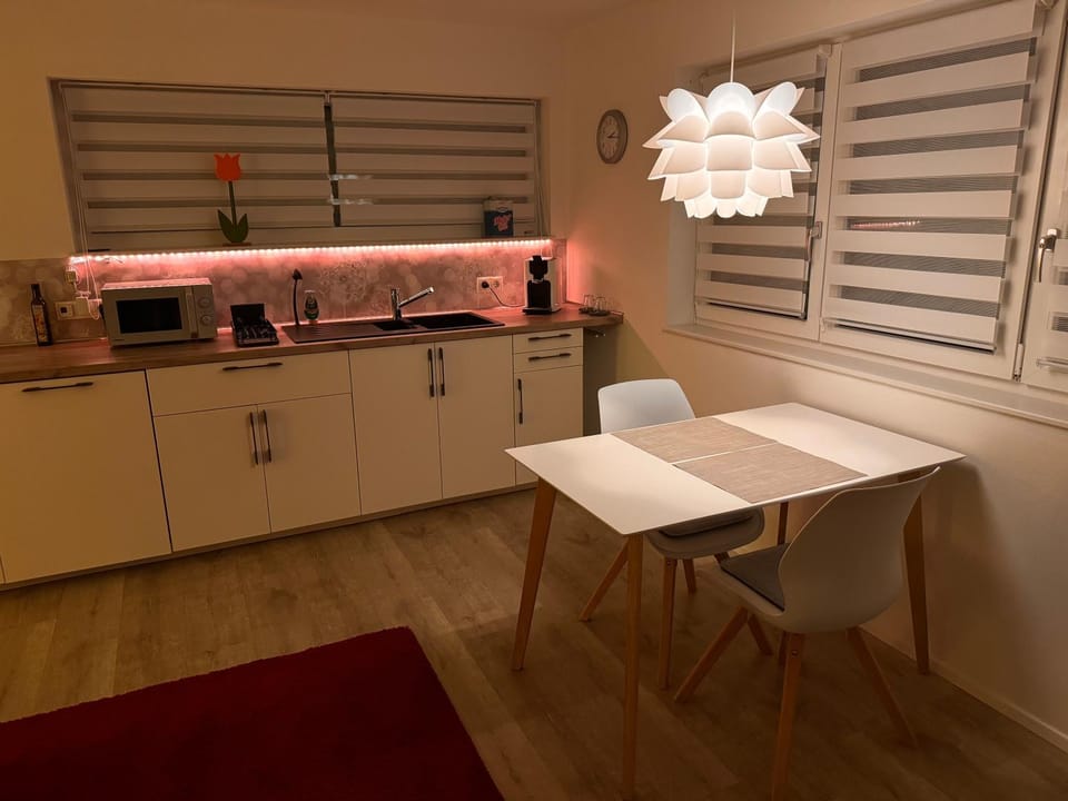 Property building, Kitchen or kitchenette, Living room