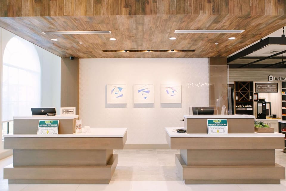 Lobby or reception, Lobby or reception