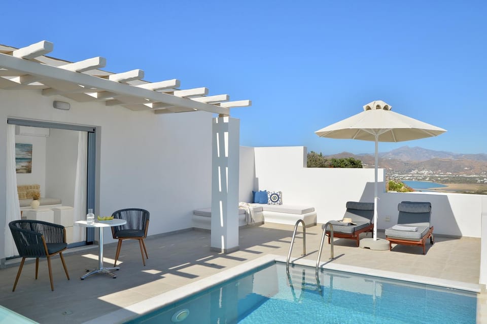 Balcony/Terrace, Swimming pool