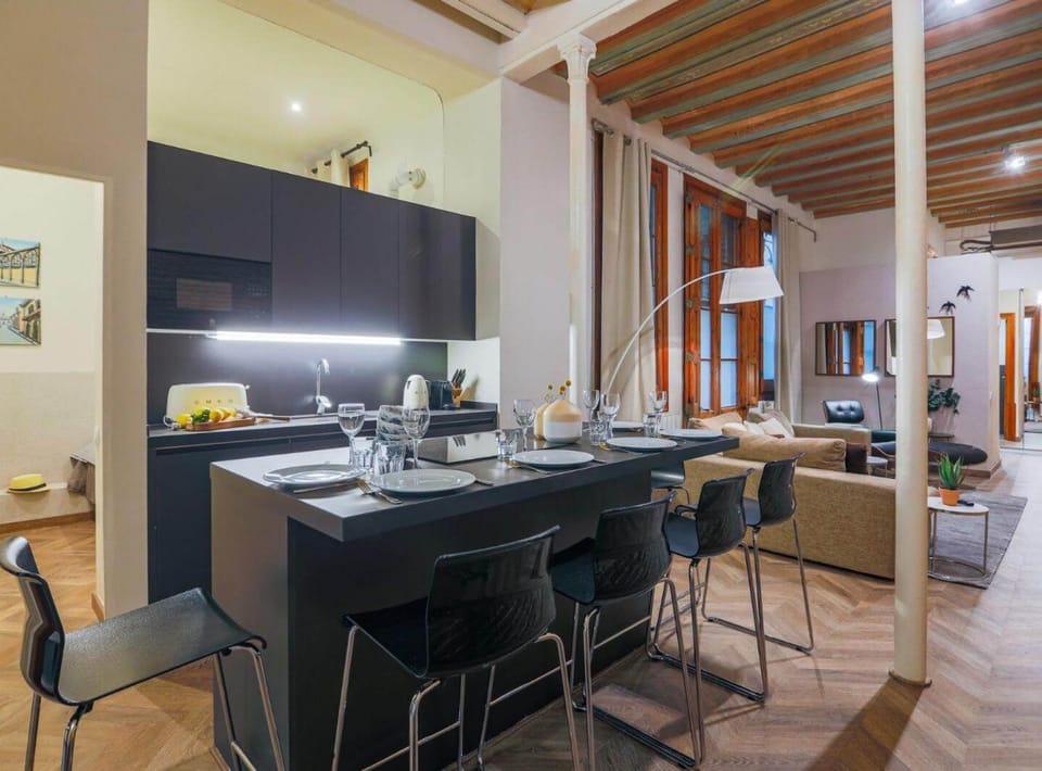 Avinyo 2 Gotic · Spacious Loft in Gothic Quarter! Apartment in Barcelona