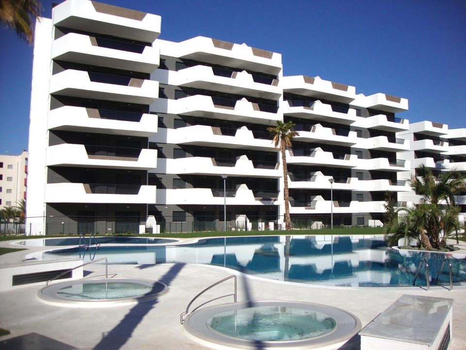 Property building, Swimming pool