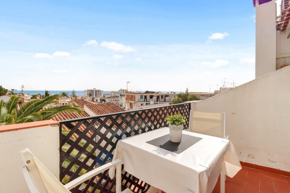 1 bedroom in Verano Azul, Free Wi-fi Apartment in Nerja