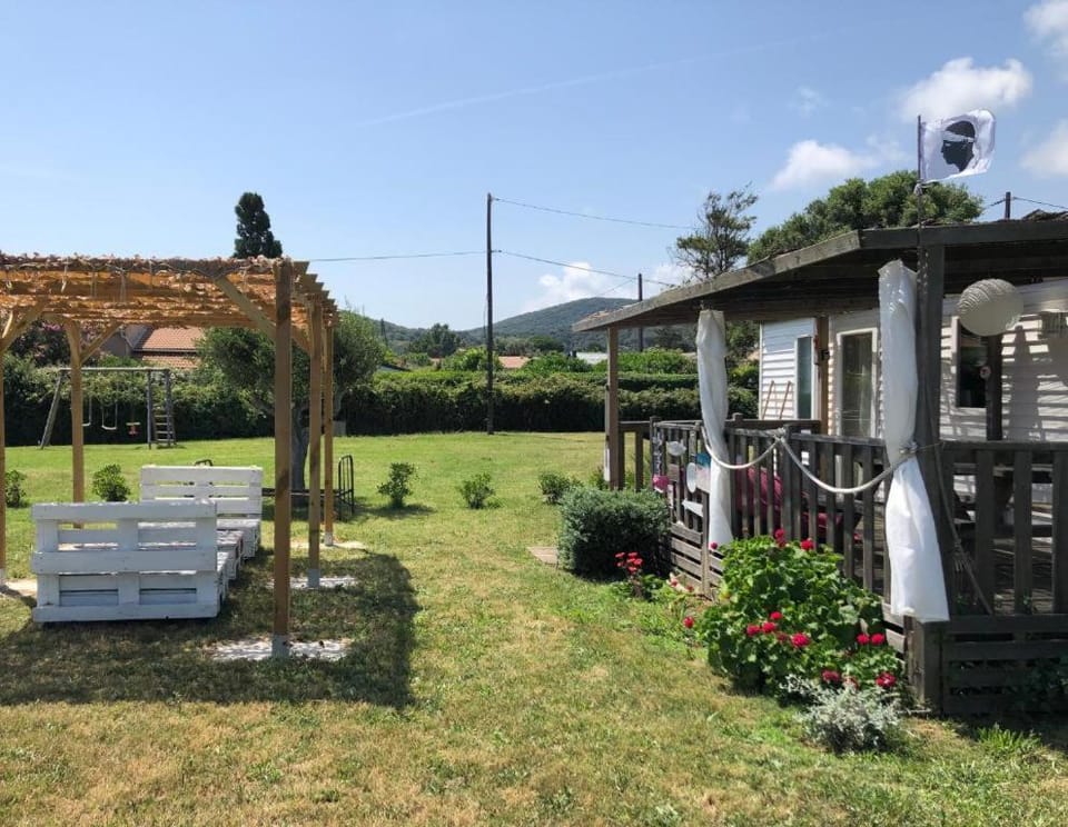 Property building, Garden