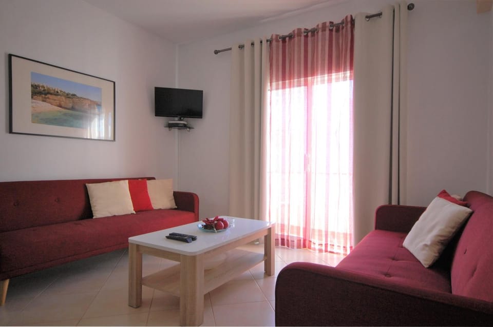 Balcony/Terrace, Living room, Seating area, Sea view