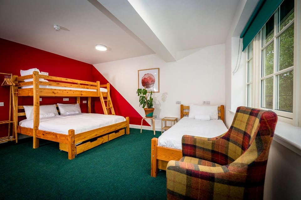 Loch Ness Bunk Inn Hostel in Scotland