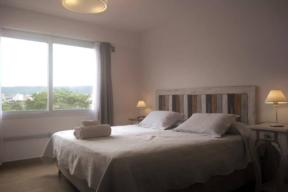 Bed, Photo of the whole room, Bedroom, Mountain view