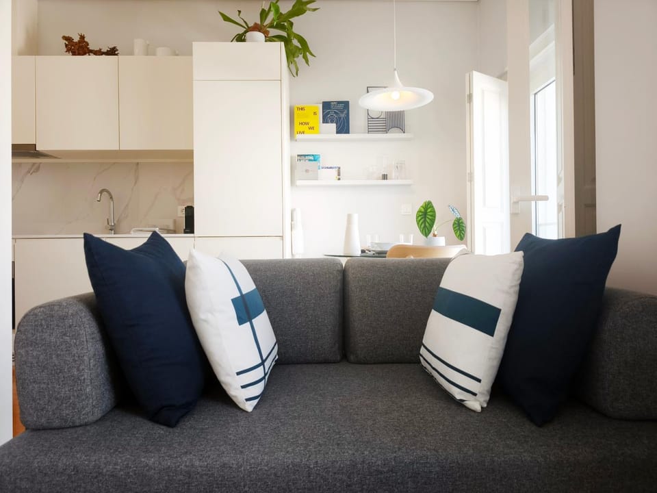Kitchen or kitchenette, Living room, Seating area