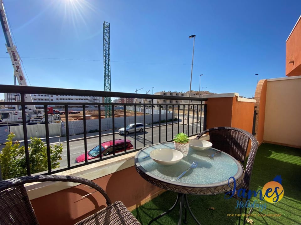 Sunny Townhouse Near Zenia & Pools EB4 Apartment in Vega Baja del Segura