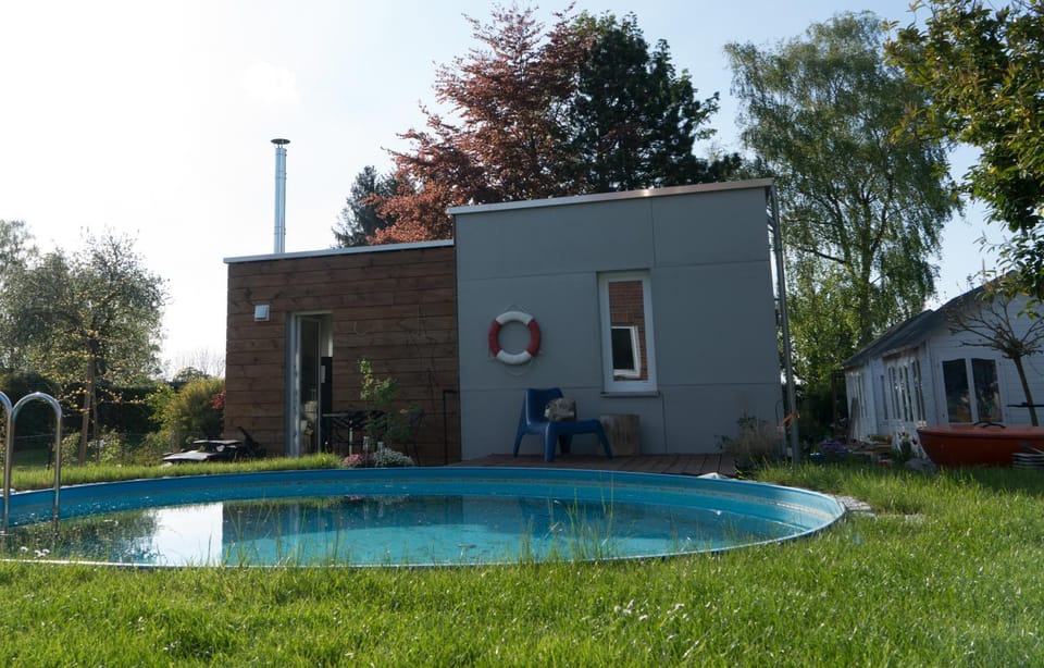 Swimming pool, Swimming pool