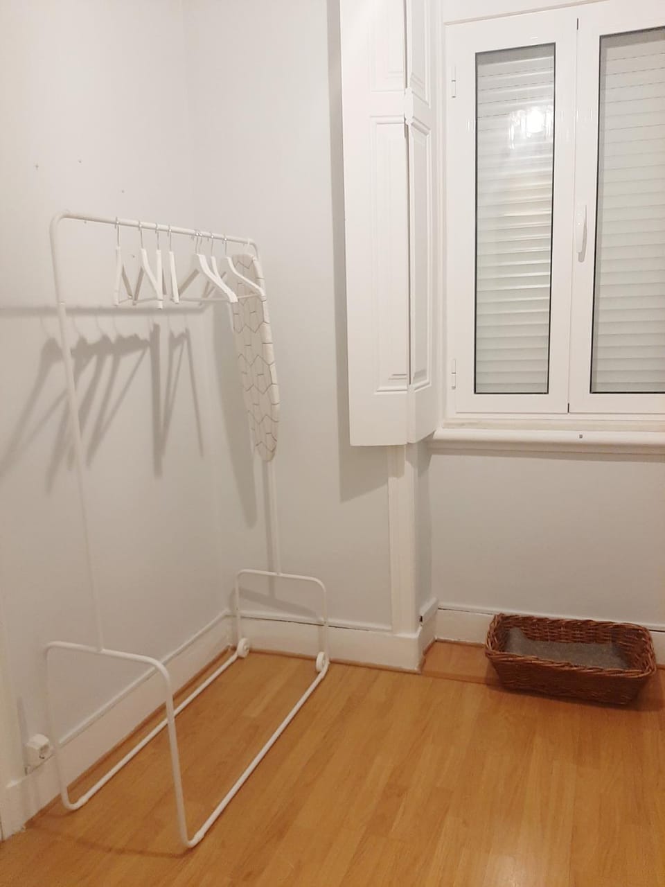 Bedroom, wardrobe