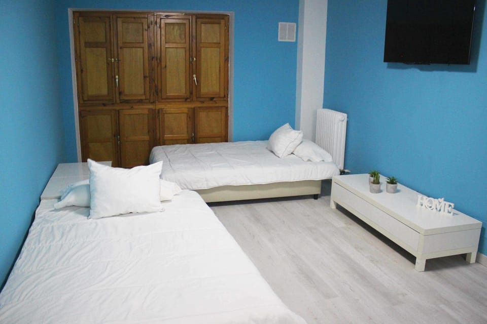 El PISO MAS CÉNTRICO DEL HUMEDO. DESAYUNO INCLUIDO Apartment in León