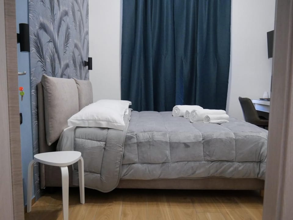 Palazzo Ferrara 1952 Bed and Breakfast in Naples