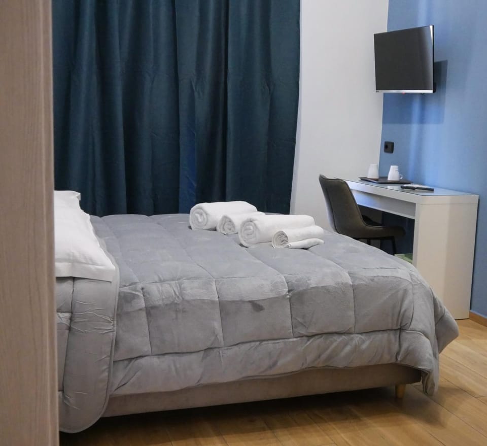 Palazzo Ferrara 1952 Bed and Breakfast in Naples