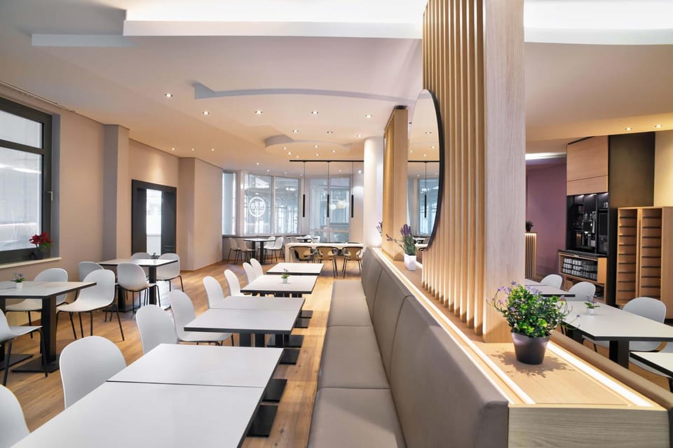 Lobby or reception, Breakfast