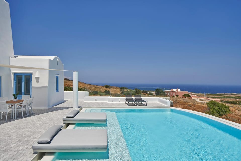 Pool view, Swimming pool, Swimming pool