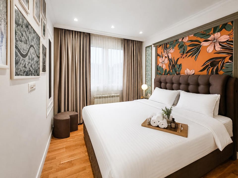 Bed, Bedroom