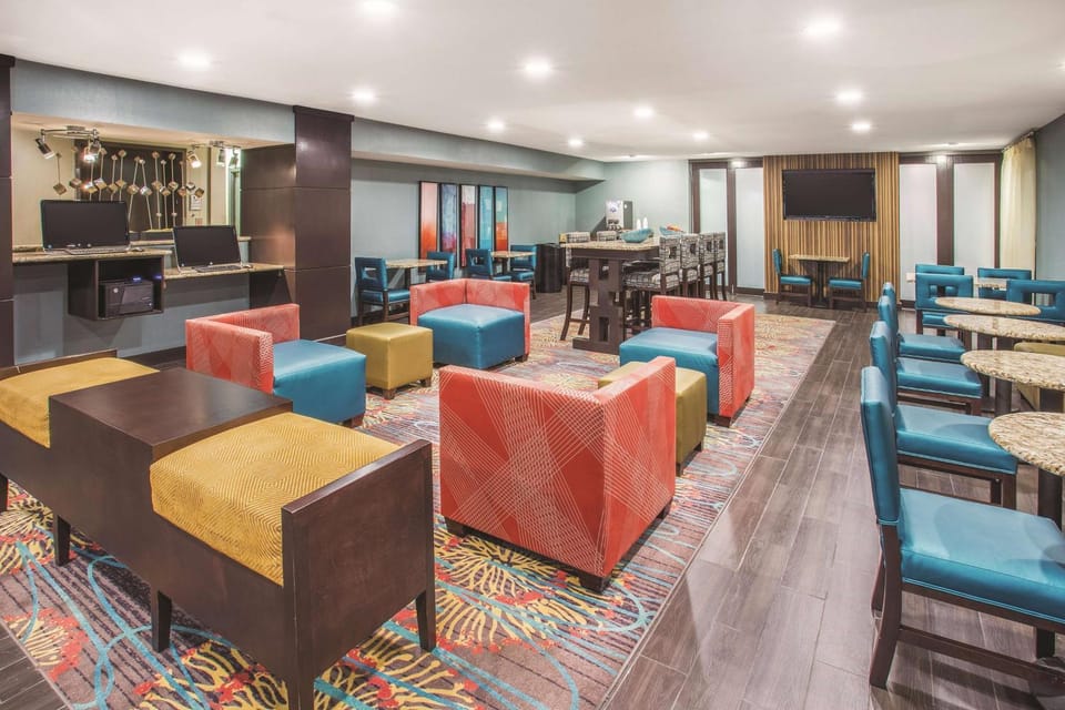 Lobby or reception, On site