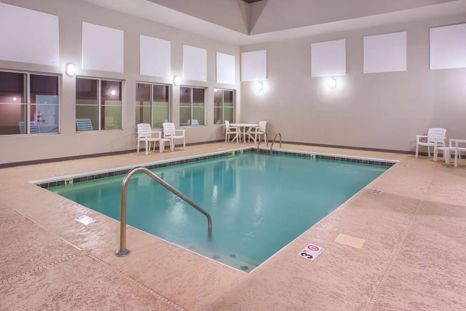 On site, Pool view, Swimming pool