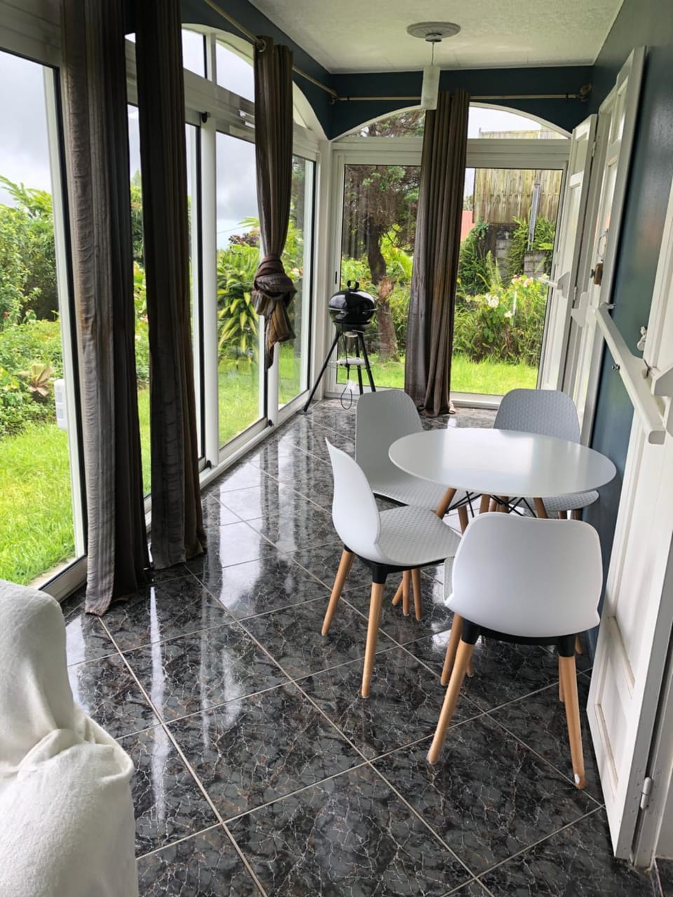 Seating area