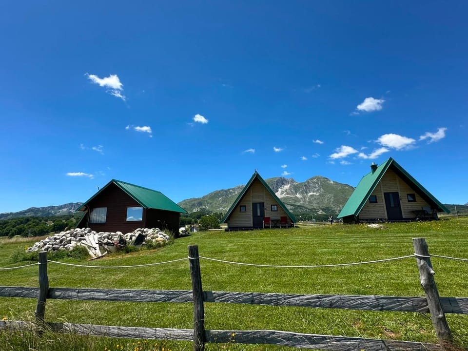 Mountain peaceful cottages Chalet in Montenegro