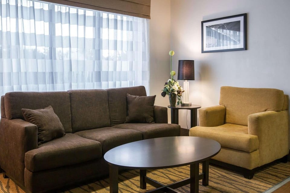 Lobby or reception, On site