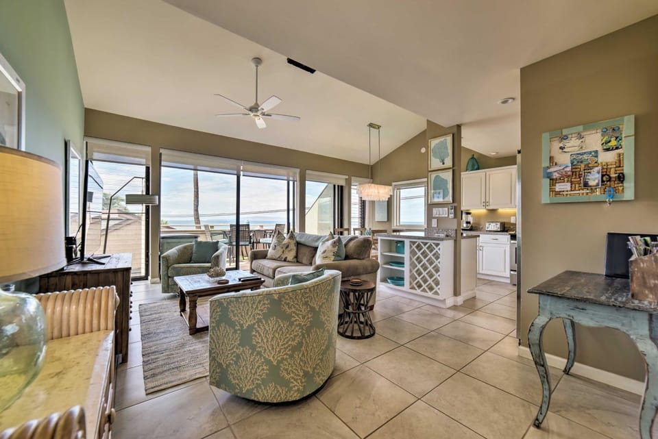 Ocean-View Kihei Condo w/ Pool Access! House in Kihei