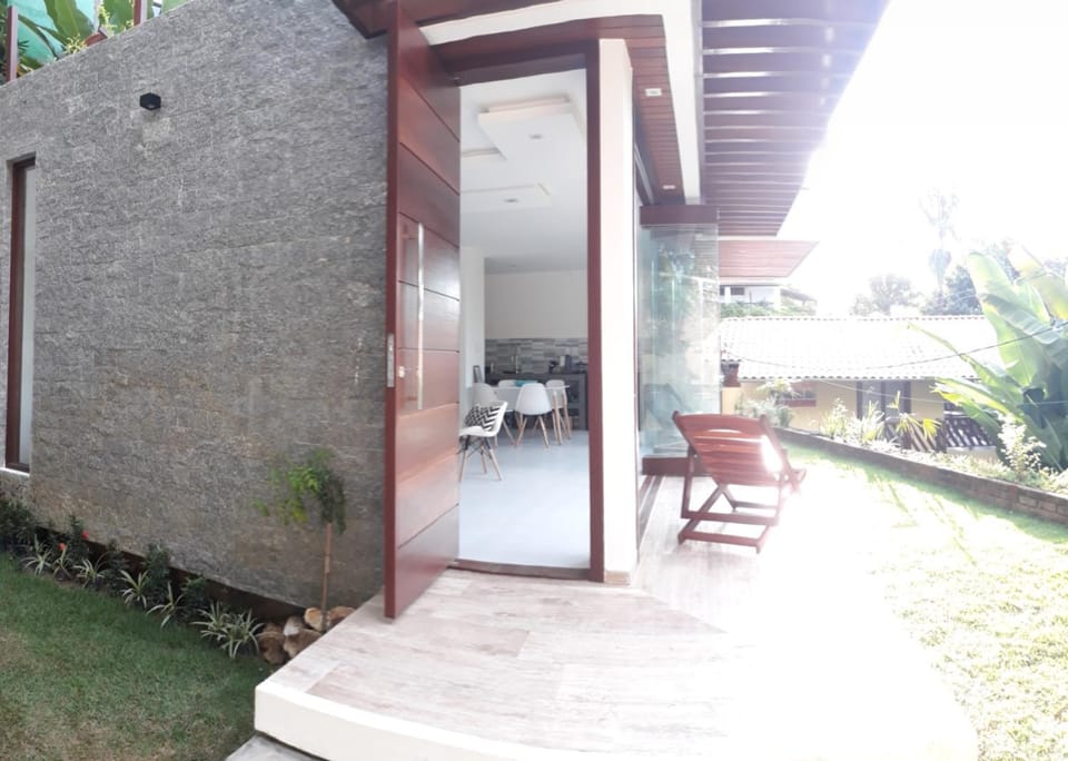 Patio, Facade/entrance
