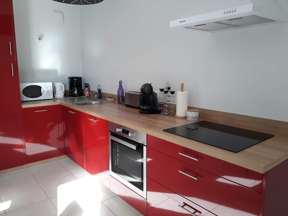 Coffee/tea facilities, Kitchen or kitchenette