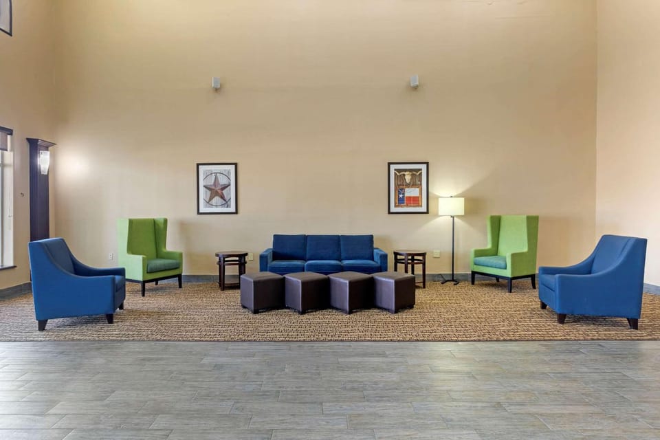Lobby or reception, On site