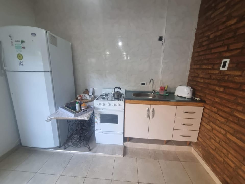 Coffee/tea facilities, Kitchen or kitchenette, minibar, pet friendly, stove, toaster