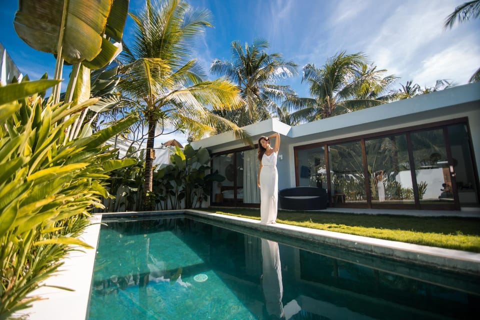 Property building, Garden, Garden view, Pool view, Swimming pool, Swimming pool