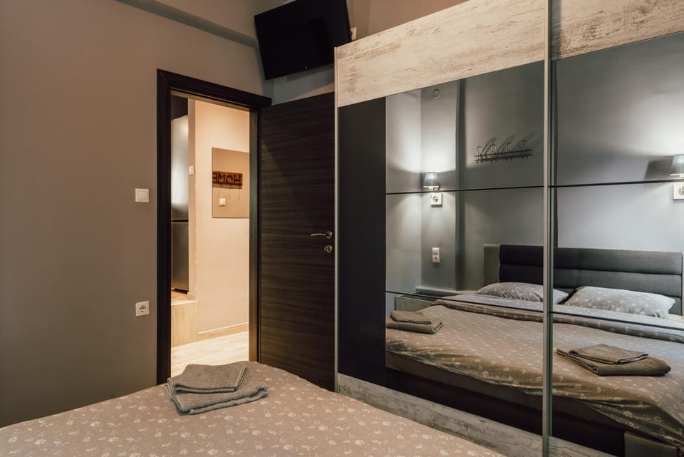 Bed, TV and multimedia, furniture, heating, wardrobe