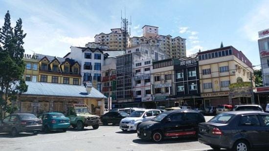 Merlin Home@Crown Imperial Court Apartment in Brinchang