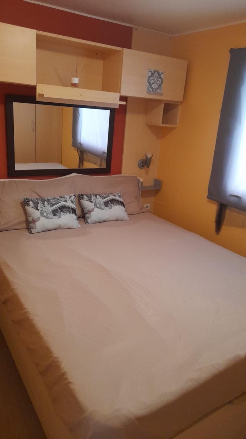 La Caseta Campground/ 
RV Resort in Valencian Community