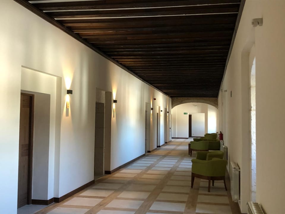 Living room, Seating area, Area and facilities