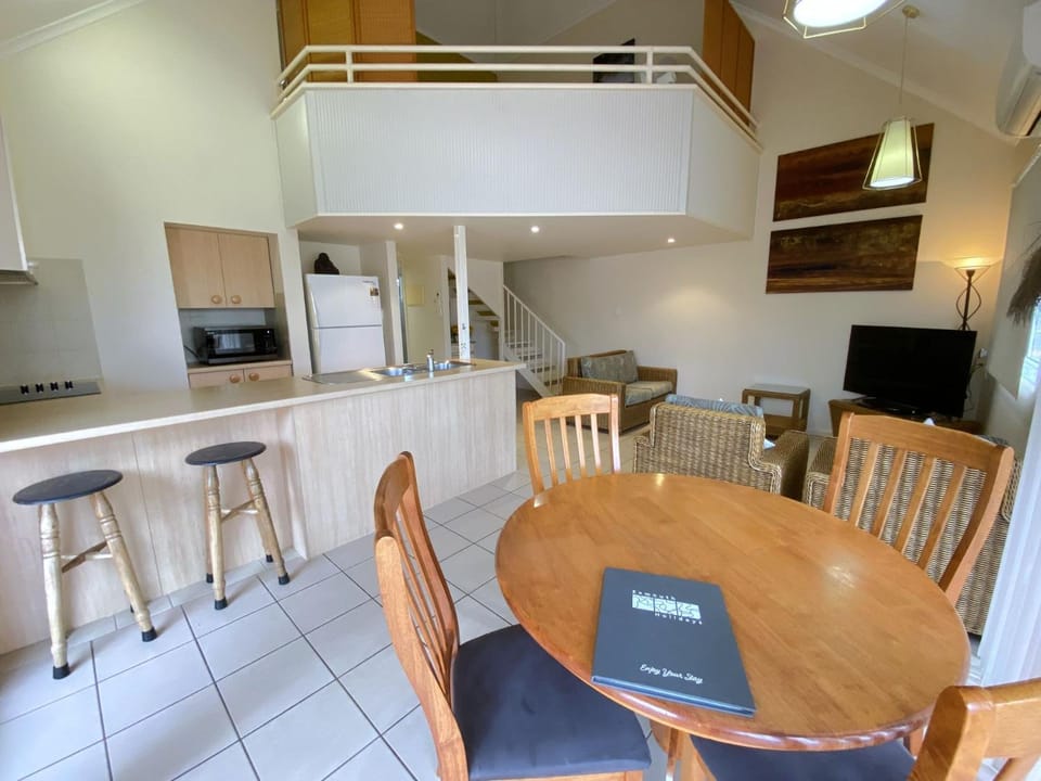 Osprey Holiday Village Unit 101 2 Bedroom Villa in Exmouth