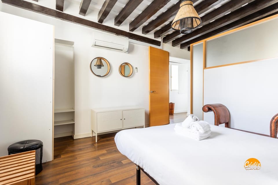 Bed, Bedroom, heating, towels, wardrobe, air conditioner