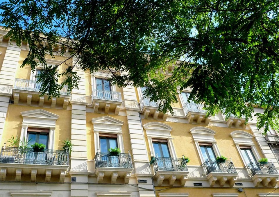 Property building, Day