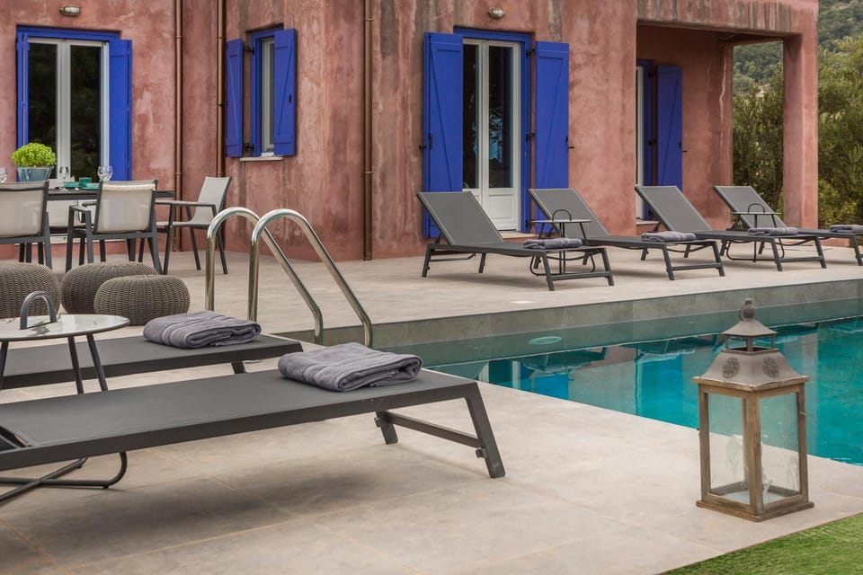 Seating area, Pool view, Swimming pool, sunbed