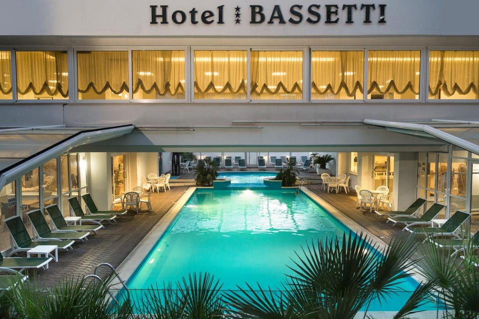 Property building, Pool view, Swimming pool