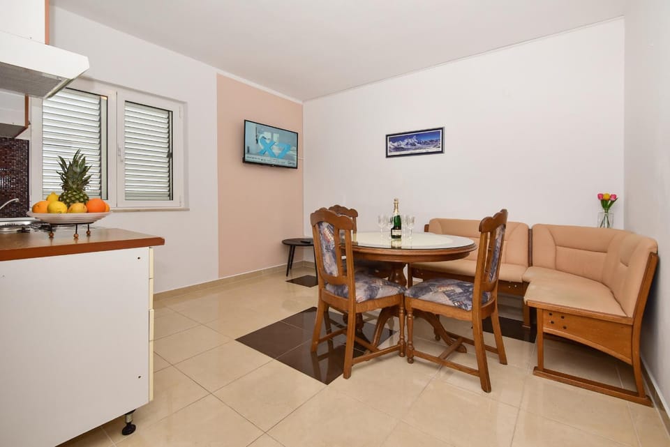 Apartments Makarska Gudelj Cvitan Apartment in Makarska