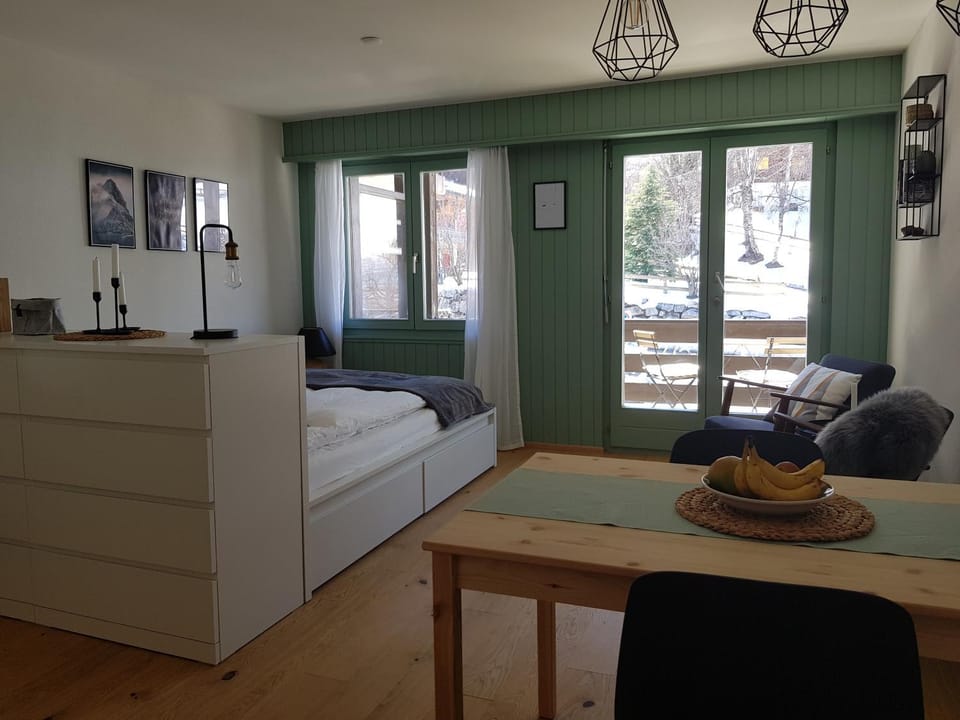 Photo of the whole room
