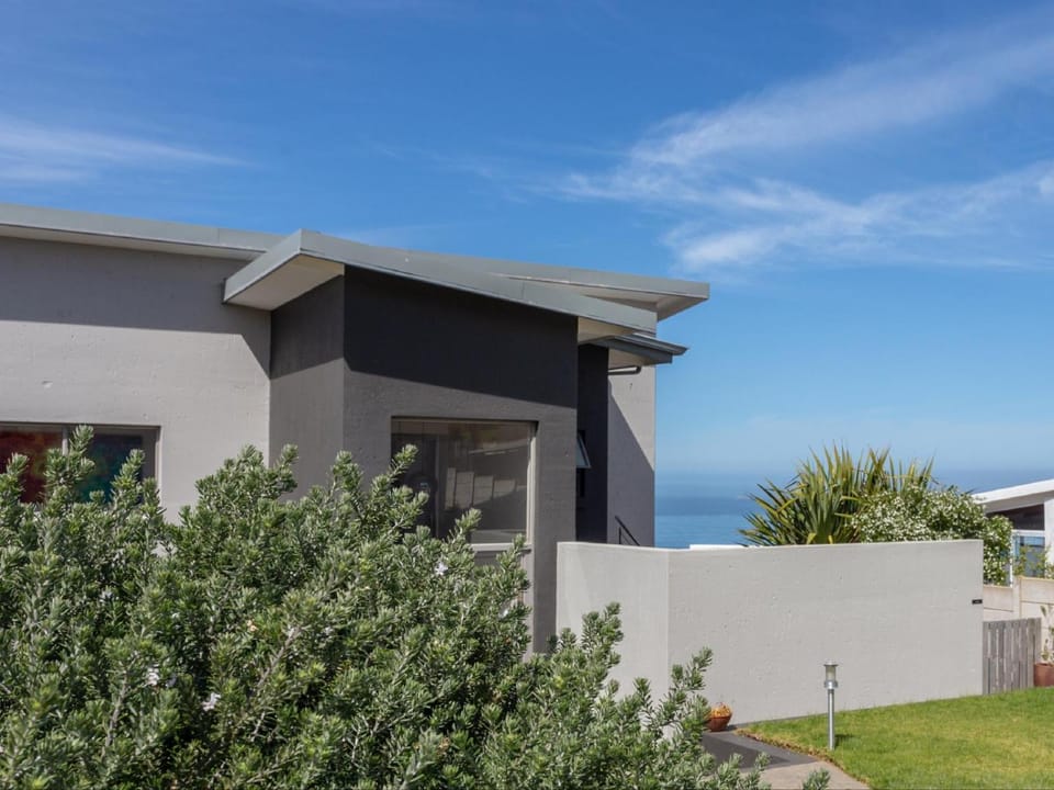 Property building, Street view